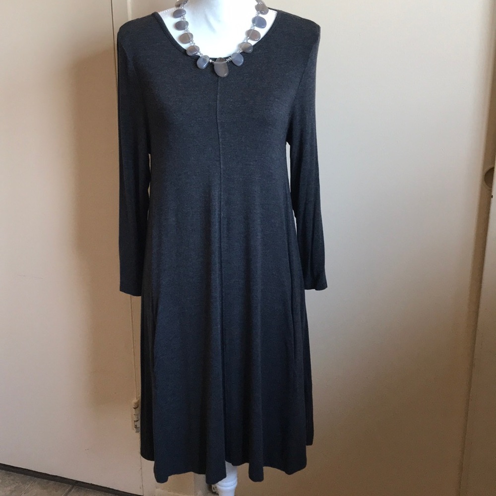 A grey dress